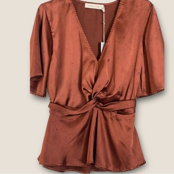 Brown blouse size Small , NWT - Picture 3 of 8
